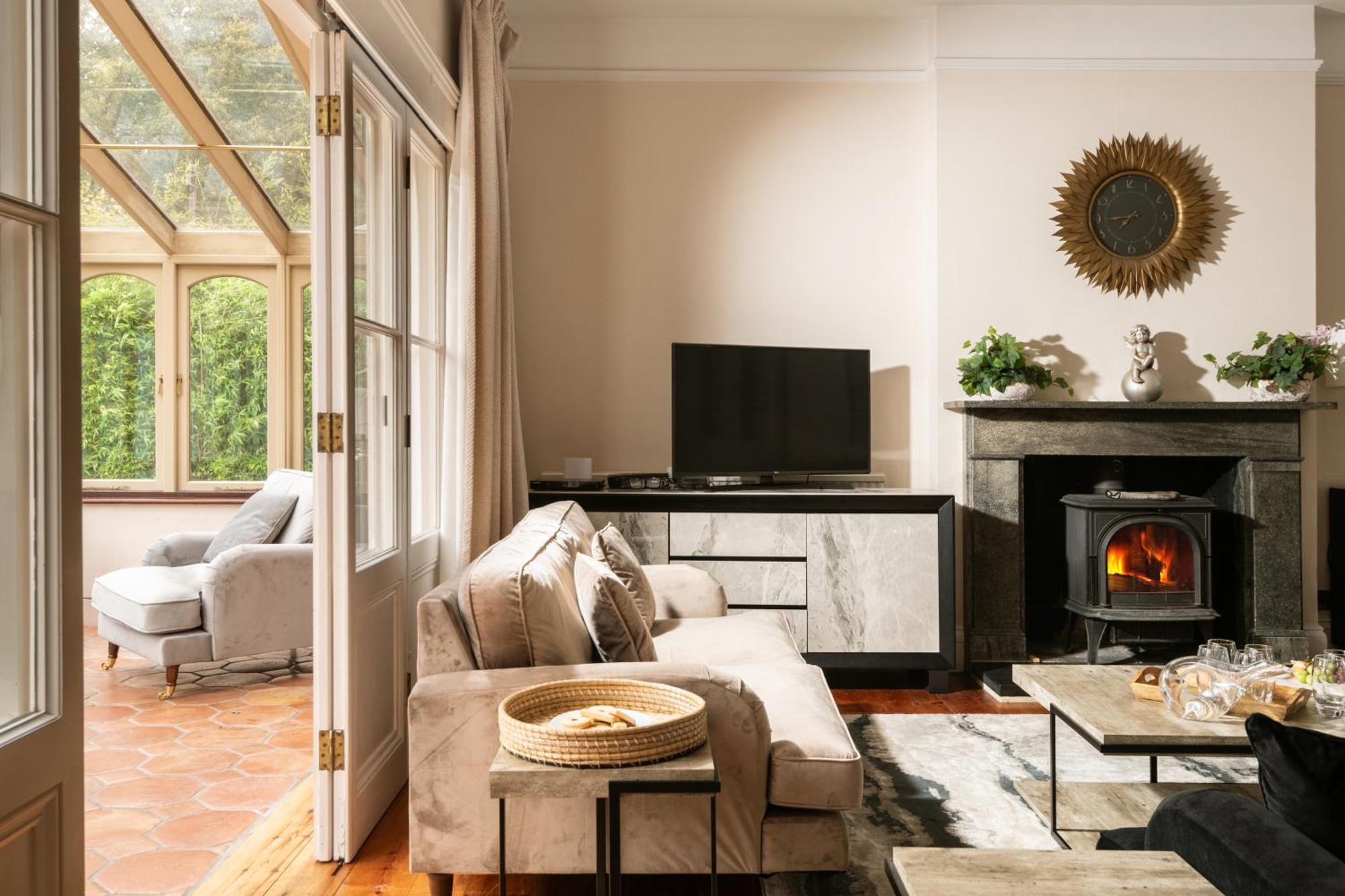 Holiday home Downwood Vineyard Manor In Idyllic Countryside *