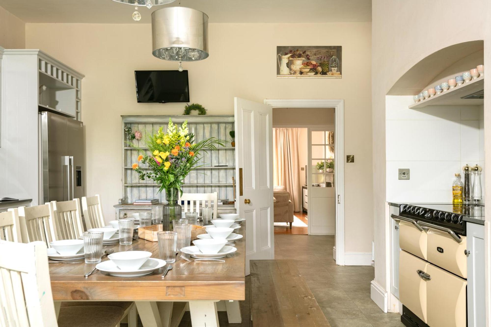 Holiday home Downwood Vineyard Manor In Idyllic Countryside