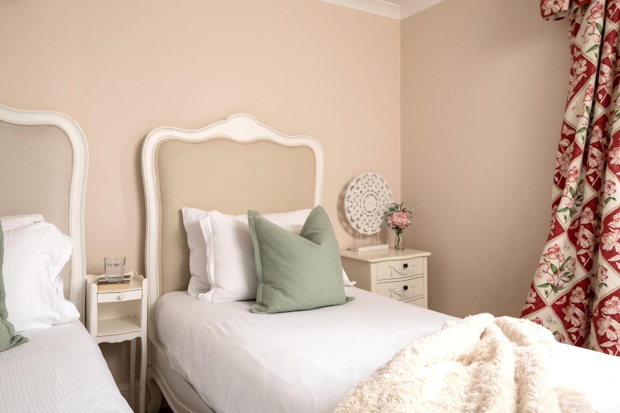 Holiday home Downwood Vineyard Manor In Idyllic Countryside Blandford Forum