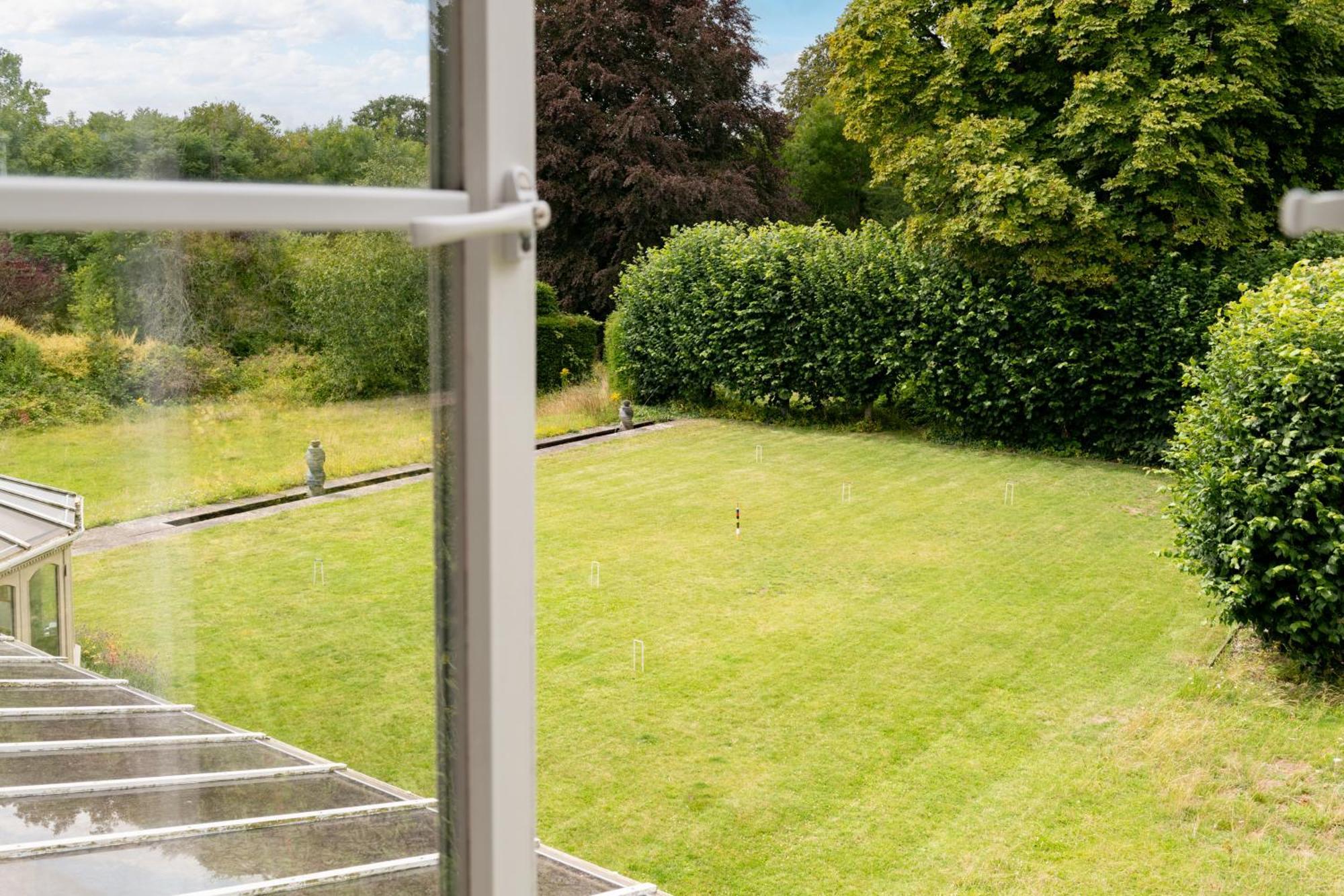 Downwood Vineyard Manor In Idyllic Countryside Holiday home *